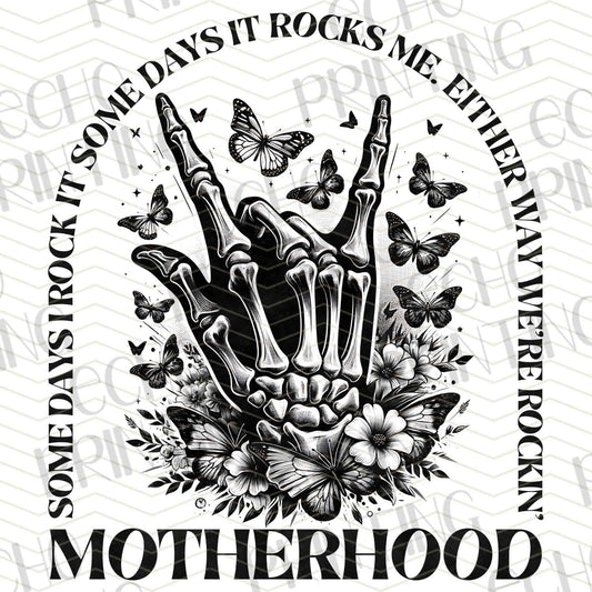 MGA 391 - MOTHERHOOD ROCKS ME FLORAL