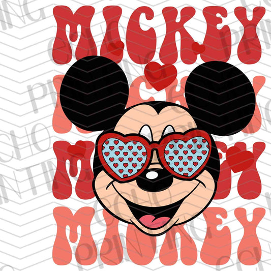 VLTC 7 - MOUSE CHARACTER HEART GLASSES