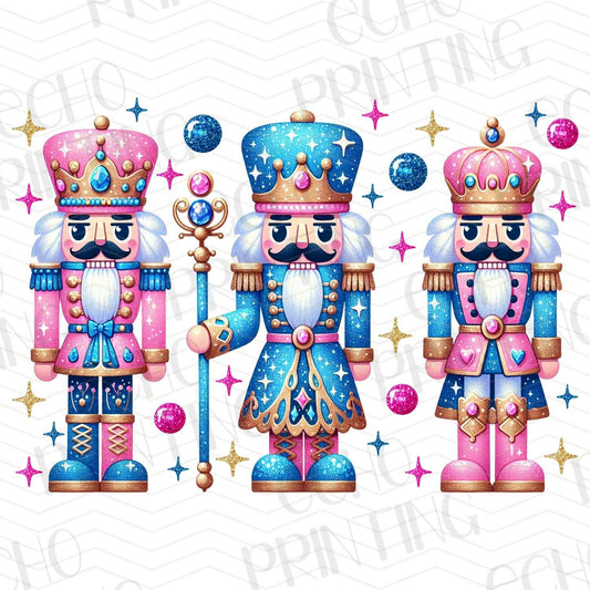 WNXM 16 – BRIGHT COLORFUL NUTCRACKERS IN A ROW
