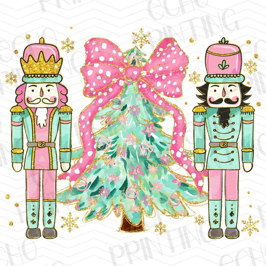 WNXM 24 – NUTCRACKER FRIENDS WITH TREE AND PINK BOW